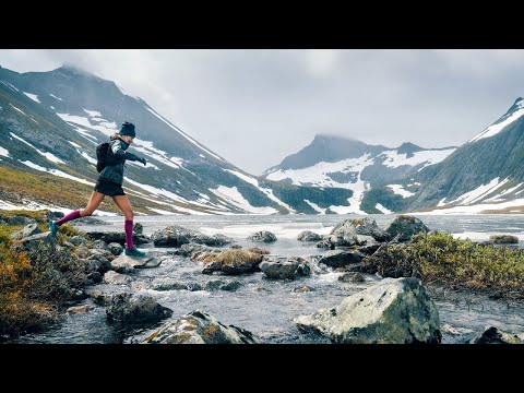 Run Ultralight Compression Socks: The only trail running socks with Targeted Compression zones
