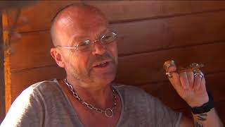 Aktionskünstler - Wolfgang Flatz - Interview Jörg van Hooven