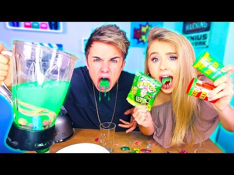 SOUREST DRINK IN THE WORLD CHALLENGE!! (GONE WRONG!!) 😱 Warheads, Toxic Waste Smoothie!