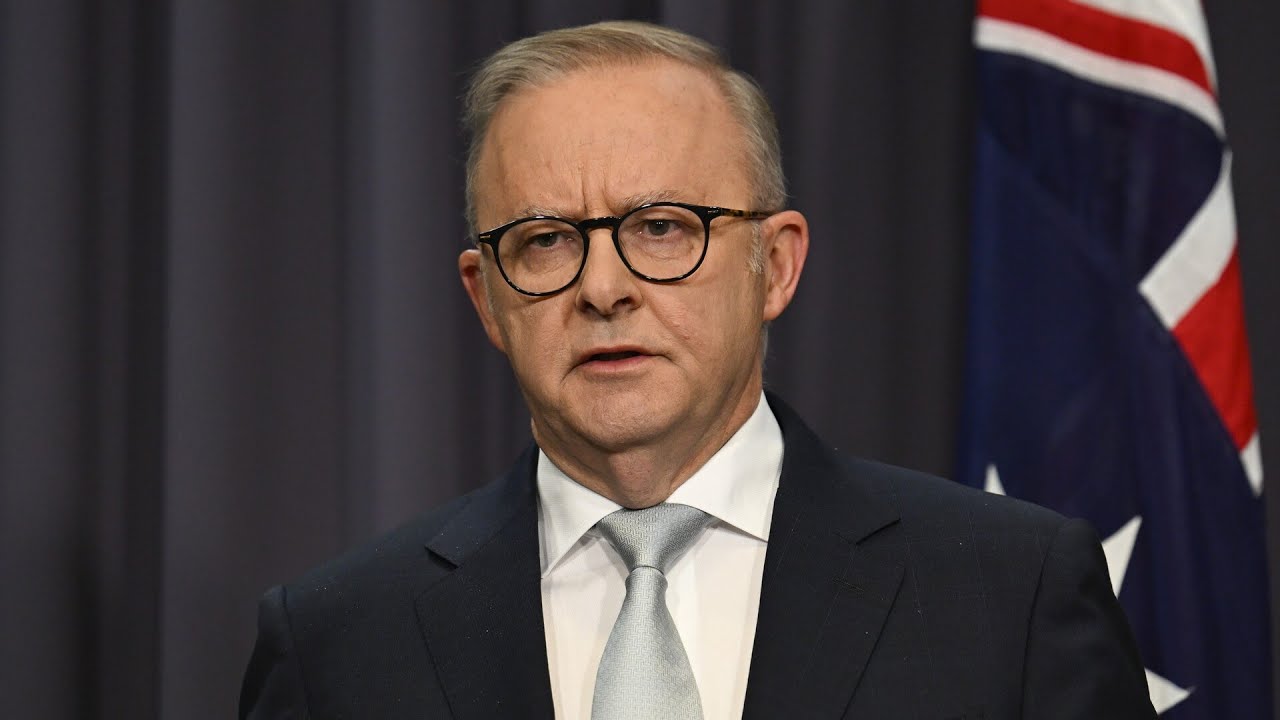Weak Albo refuses to answer basic question during trainwreck interview