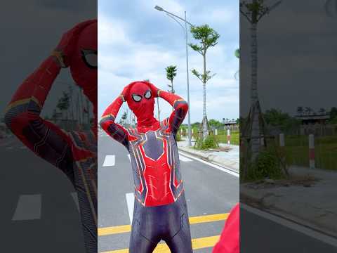 Shark headed monster impersonates Joker to trick Spider Man 😠 | Marvel Real Life