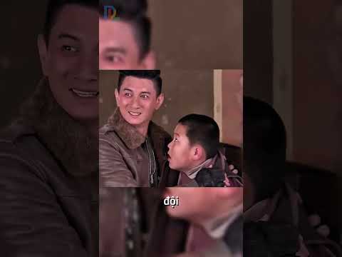 trò đùa của cậu bé khiến cả quân địch đầu hàng