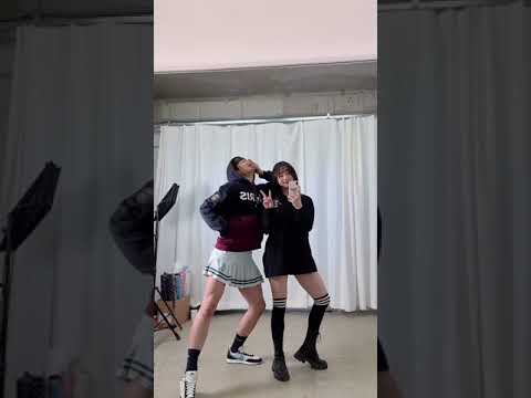 유행되기 6개월전에 췄던 제로투(Zero Two) #Shorts
