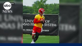 YouTube video thumbnail: Mahomes Returns to Practice After Offseason Knee Surgery