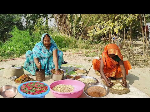 हमारे गाँव के तरीके से बनाये तीखी मसालेदार बड़ी जो सालों साल खराब नहीं होगा || Badi recipe ||