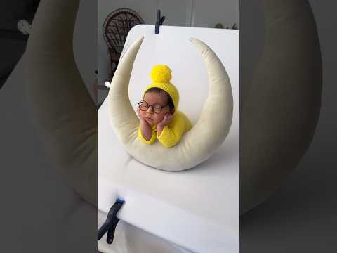 Can you pose like this ??? Just 10days old 🥰🥰