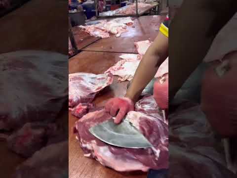 การแล่หมู งานรายวัน