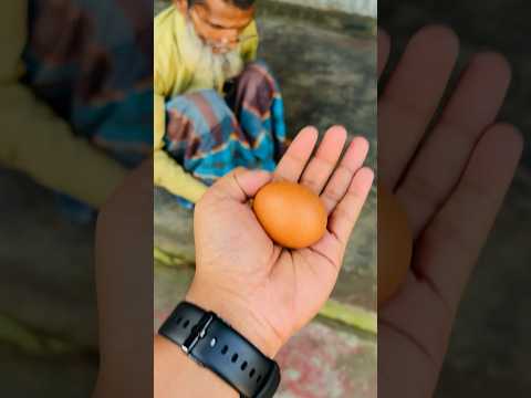 ডিমে খোদাই করে লিখলো প্রিয় আজহারি হুজুরের নাম।