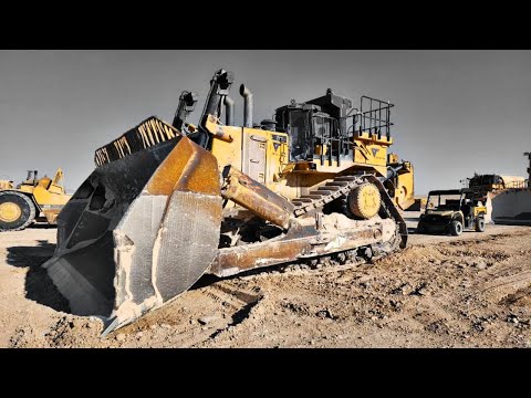 Cat D11T Dozer power with full action