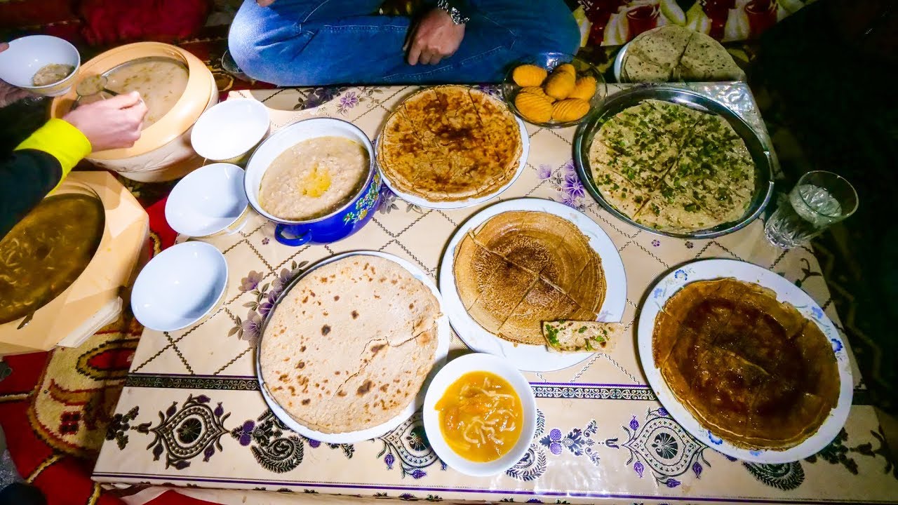 Unseen PAMIRI FOOD in Pakistan + 16, 010 ft. Khunjerab Pass Pakistani Food Tour, Gilgit-Baltistan