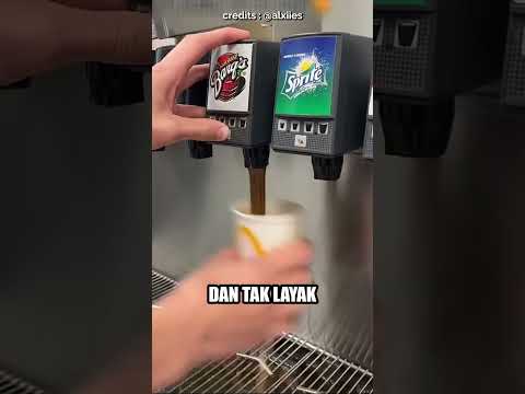 Kenapa Dia Hanya Menangkap Bagian Coklatnya Saja? 🤔