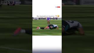 Jacob Murphy mit einer merkwürdigen Flugeinlage 👀