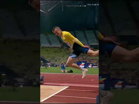 A Perfectly Executed Salmon Dive - Munich 2022 - #Shorts