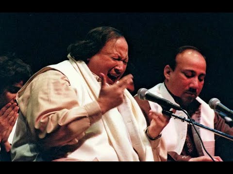 Sadgi To Hamari Zara Dekhiyen - Nusrat Fateh Ali Khan - Qawwali