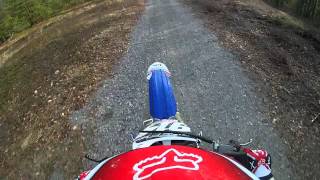 Riding some powerlines 06 YZ125