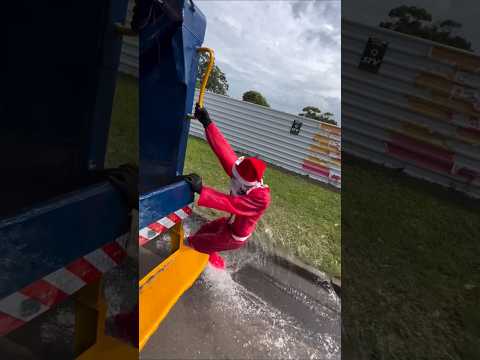 GARI NOEL PURA ENERGIA E ENTUSIAMO NESSE NATAL