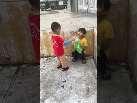 Cậu bé tốt bụng. #funny #comedy #vui #shorts #shortsvideo