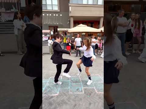 WALKING DANCE GAME 😍😱😱