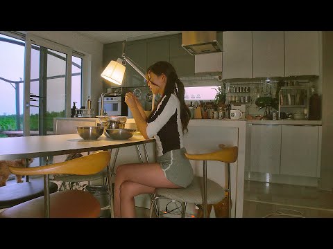 도시에서 섬으로 이사한 여자의 제주 전원주택 일상🏠 | 새참에 막걸리 마시고 보말 따서 칼국수 만들어 먹기 | 대왕 무늬오징어 회