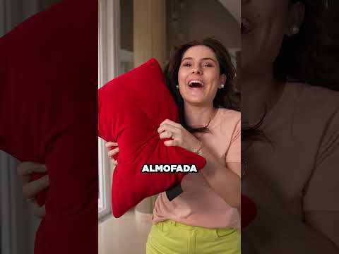 DESAFIO pegando objetos com letras aleatórias! | Dearo e Manu