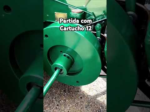 Partida no trator com Cartucho de 12 #motor #Cartucho #partida #mecânica #diesel