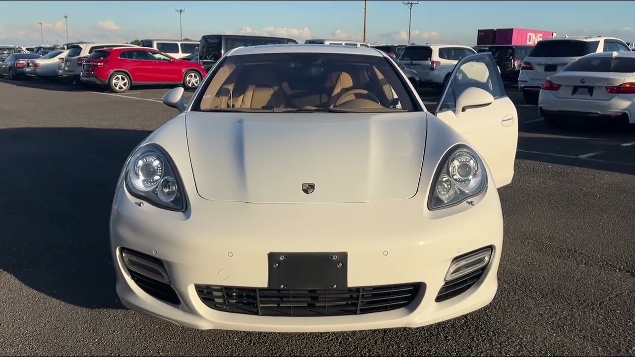 Anteprima video del Porsche Panamera Turbo (2009)