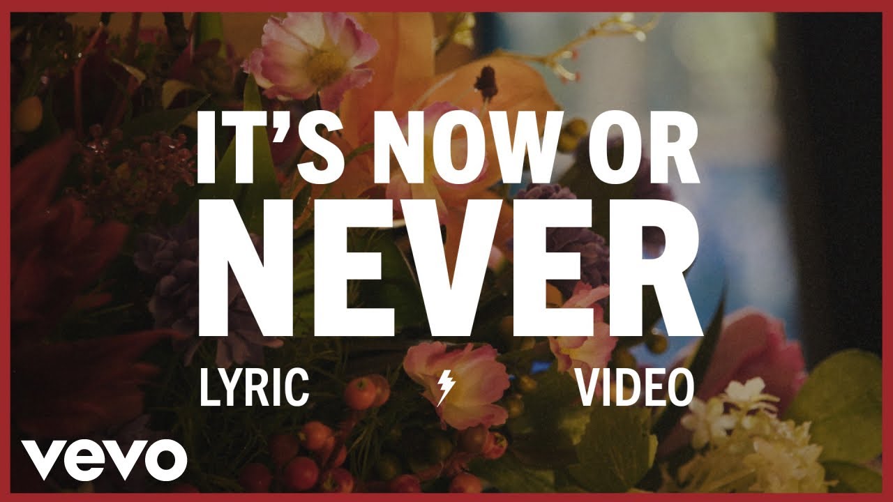 Elvis Presley – It’s Now or Never (Official Lyric Video)