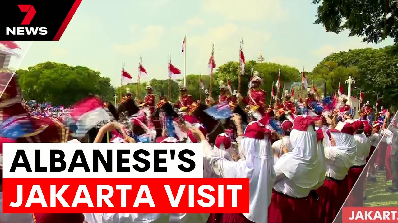 Australia and Indonesia strengthen ties in high-level talks | 7NEWS