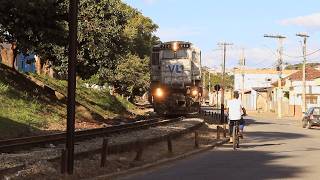 🚂 O TREM TOMOU CONTA DA RUA! Um Dia Acompanhando os Trens em Perdões MG