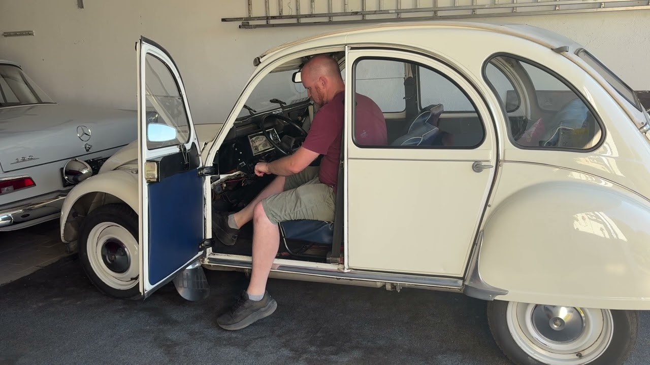 Vista previa del video del Citroën 2 CV 6 Club (1985)