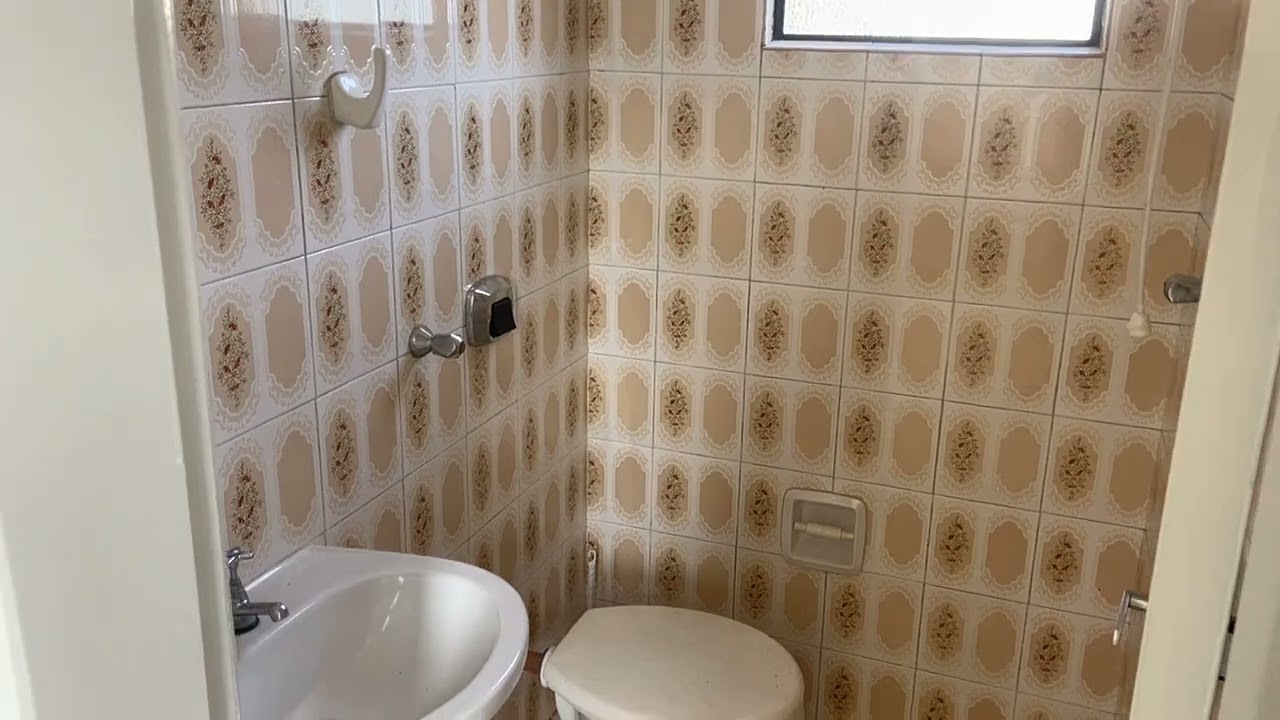 ALUGUE,  AP. 2 DOR, SALA, COZINHA, ÁREA SERVIÇO, BANHEIRO SOCIAL E AUXILIAR, ESCRITÓRIO, GARAGEM, PRÓXIMO AO COLÉGIO G10.