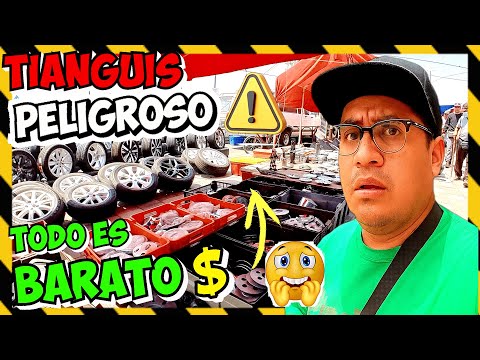 “El Tianguis Más Peligroso de México 😱 | Buscando Refacciones Baratas para Autos Antiguos 🚗💥”