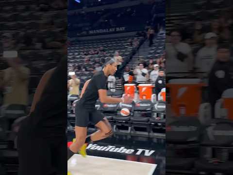 A’ja’s Tunnel Sprint!