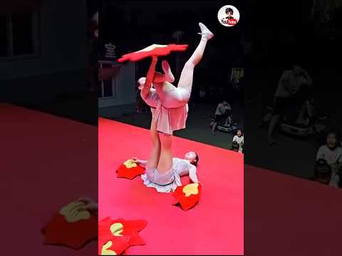 दो लड़की चकरी सर्कस#shortvideo #shortsfeed #shorts #viralvideo