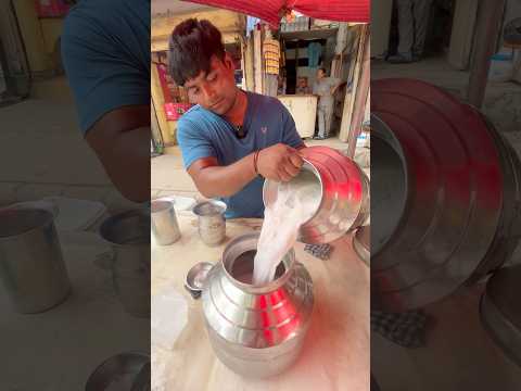 गरीबो के लिये 100 Discount कर दिये 🫡#trend #sports #streetfood #viralvideo #humanity