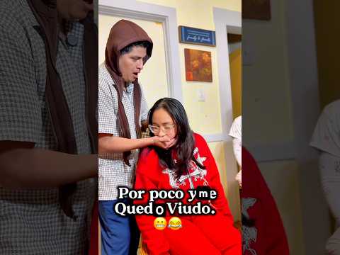 Por poco me quedo viudo😬🤣 #funnypranks #husbandlife #huesos #crack