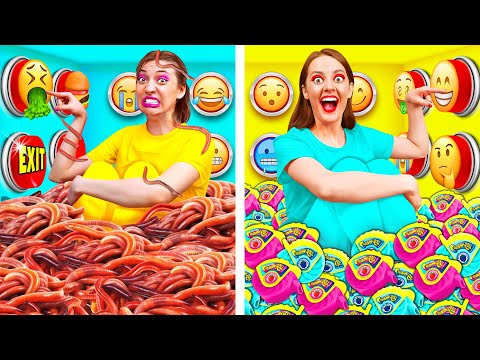 1000 Mystery Buttons Challenge Only 1 Lets You Escape | Crazy Challenge by RaPaPa