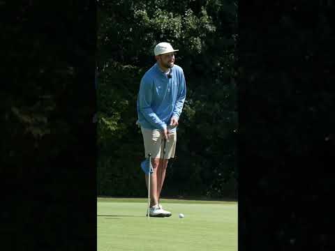 This pro player takes DIVOTS with his putter… #golf #viral