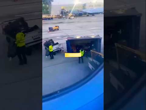 Voici l’histoire d’un bagages qui a fini une chanson 🎵 #apprendresuryoutube #aeroport#bagage#bagage
