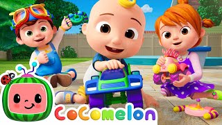 Wheels Go Round & Round Song! 🚗 Truck Racing | CoComelon Nursery Rhymes & Kids Songs