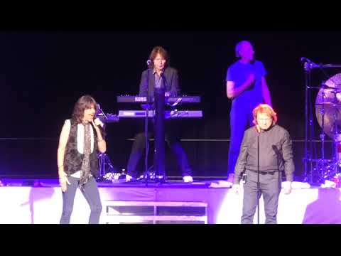 "I Want to Know What Love Is" Foreigner(Original Lineup)@Hard Rock Atlantic City 11/30/18