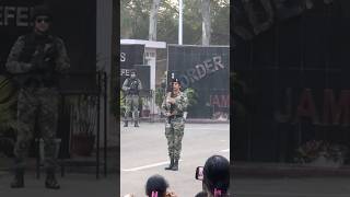 “Bharat 🇮🇳Desh Ki Sher 🦁 Batiyeen 👮‍♀️” #bsf #army #viral #shorts #batiyeen #jaihind #patriotism