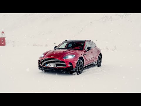 Aston Martin DBX 707 Winter Coffee Run!