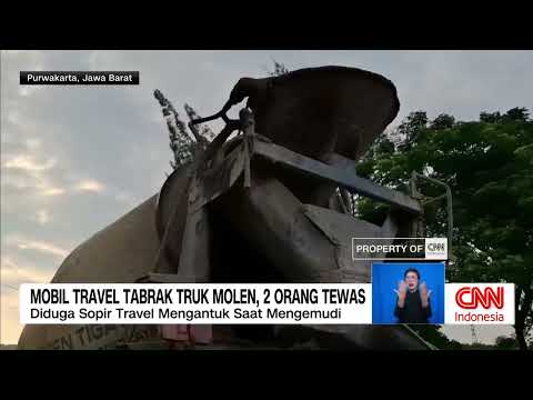 Mobil Travel Tabrak Truk Molen, 2 Orang Tewas