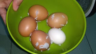 Rice and eggs are cooked together this way