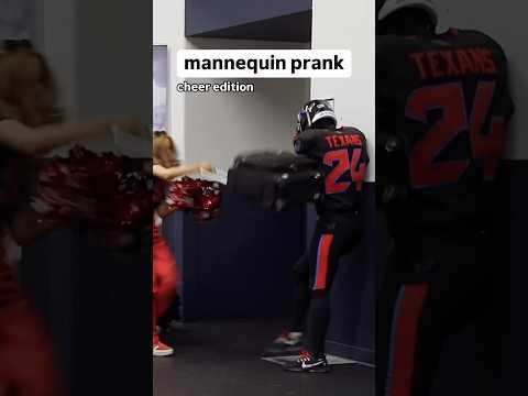 NEW MANNEQUIN PRANK | got the twins again 😂 #houston #texans #cheerleader #mannequin #scare #prank