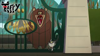Taffy Saves a BEAR?! 🐻 Now He’s Got a Bodyguard! | Taffy