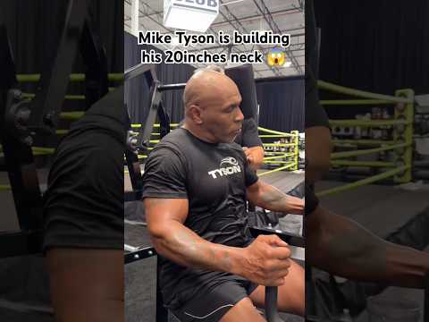 Prime Mike Tyson is building his 20inches neck#boxing#shadowboxing #miketyson#boxingtraining#shorts
