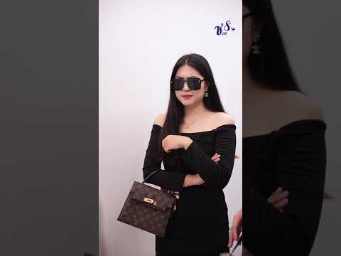 นางงามหลงตัวเอง