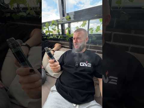 ГАРИК НА ВЕЙПЕ 😂